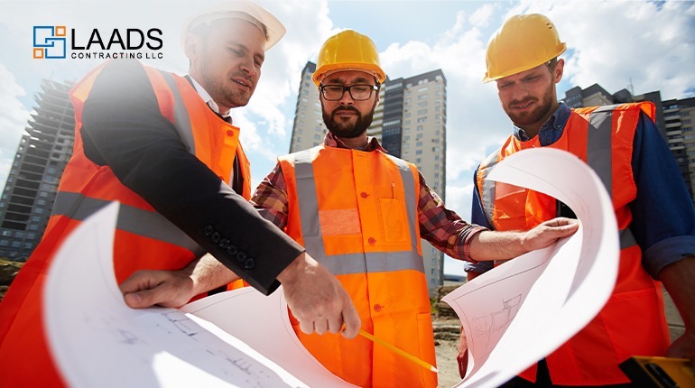 How Contractors Manage Risk on Large-Scale Projects